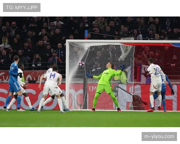 蒙扎主场憾平，帕拉迪诺赛后解释为何在领先后将4-3-1-2调整为5-4-1